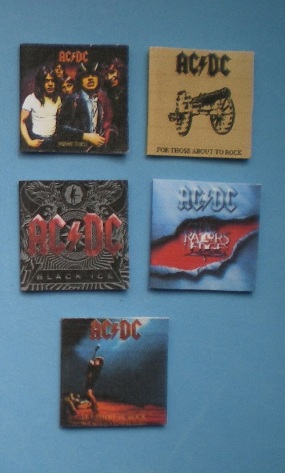 Puppenhaus Miniaturen Zubehör - Musik Album Cover x 5 - AC DC