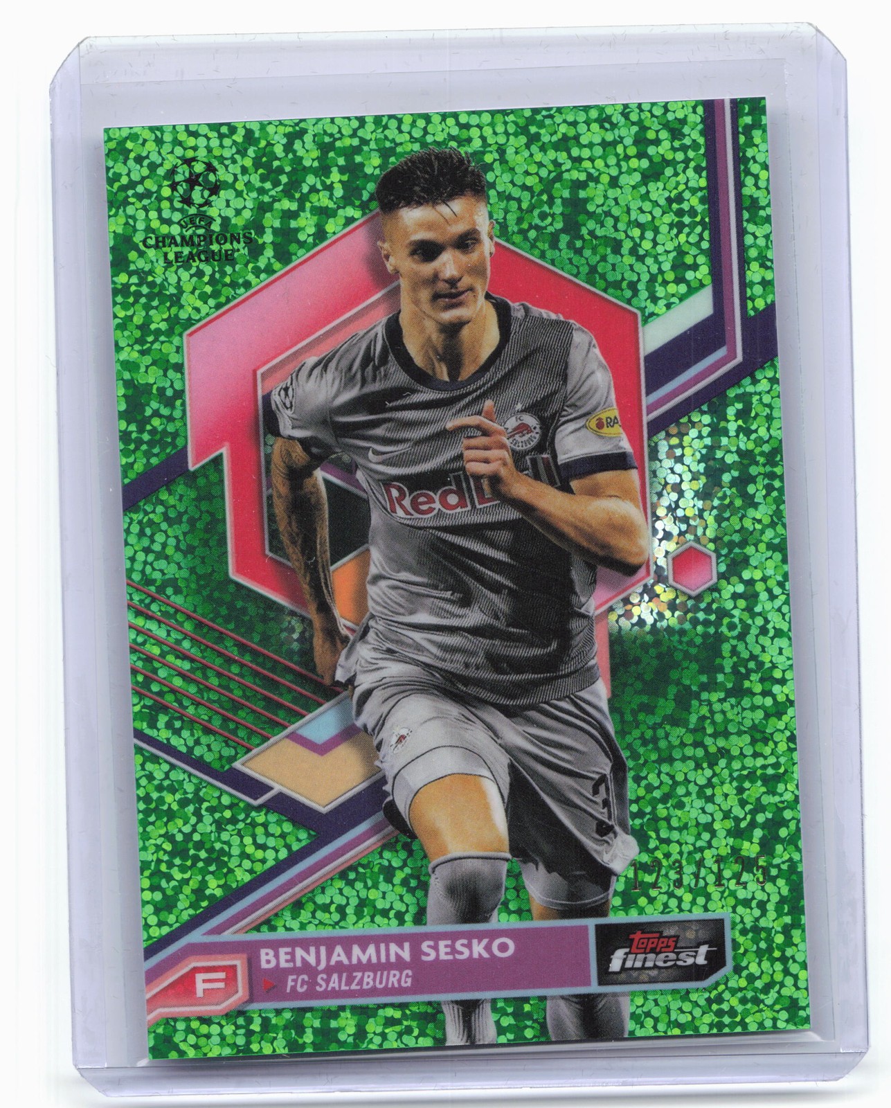 2022-23 Finest UEFA #33 Benjamin Sesko Green Speckle Refractor #/125