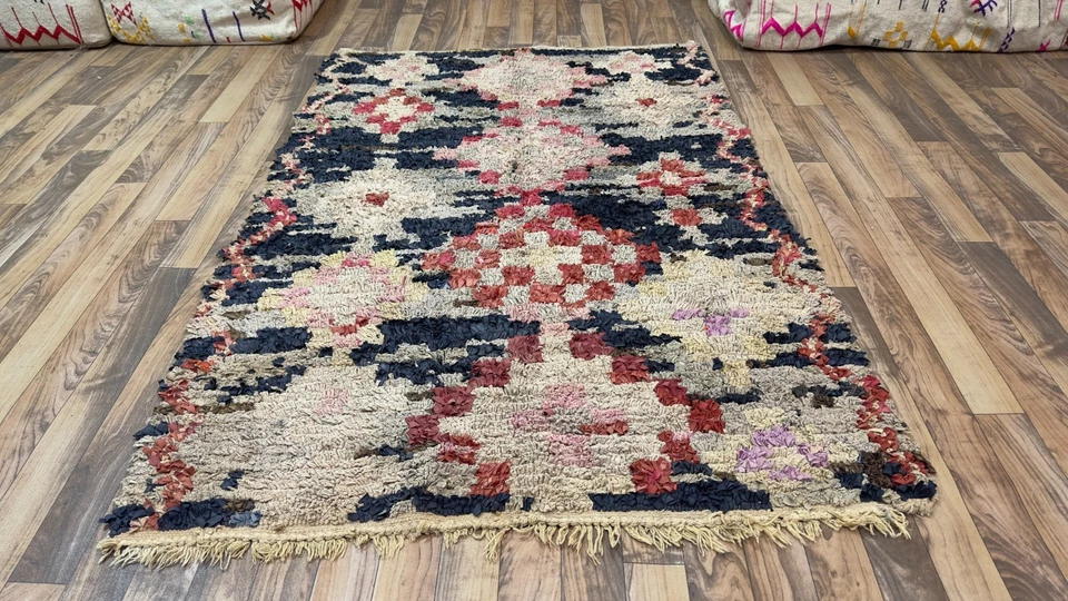 Moroccan Berber Rug – Vintage Handwoven Wool Carpet – Tribal Abstract Design - Image 4 of 4