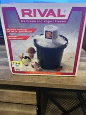 RIVAL Ice Cream Maker 4 QT Machine Wood Bucket 8550