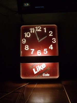 VINTAGE ''LIKE'' COLA LIGHTED CLOCK SIGN by 7-Up * FREE SHIPPING''
