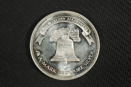 NobleSpirit } 1 Troy Oz .999 Silver A-Mark Round 1985 Life Liberty Happiness