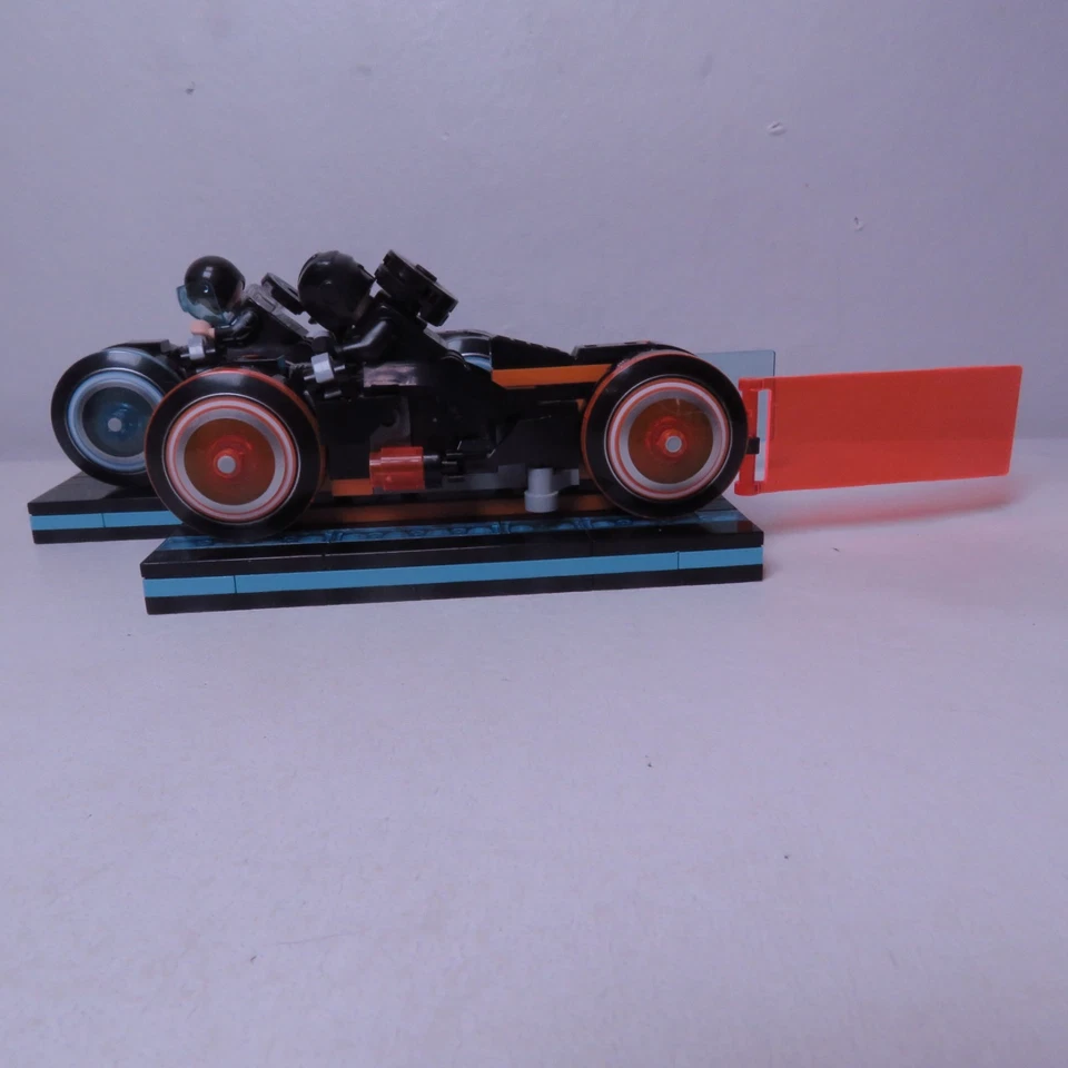 TRON Legacy Lightcycle LEGO Set 21314  Incomplete See Pics - Image 3 of 4