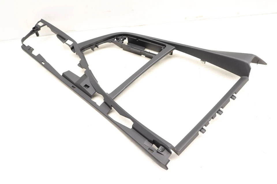 2014-2016 BMW 228I - Center Console TRIM / Bezel 9207313 - Изображение 2 из 4