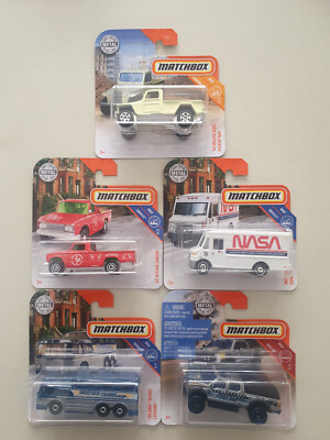 5 x matchbox 2019: ´51 WILLYS JEEP, ´17 FORD F-350, ´55 GMC SCENIC ....