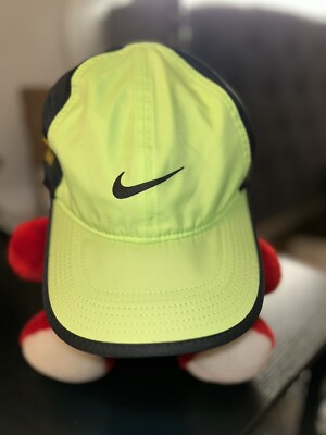Nike Tailwind Dri Fit  Oregon Ducks Relays Running Hat Cap NCAA