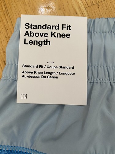New with tags NIKE Sportswear Men's Shorts Standard Fit Above Knee size M - Picture 8 of 8