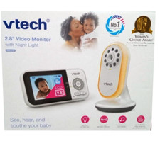VTech - 2.8  Digital Video Baby Monitor with Night Light - White