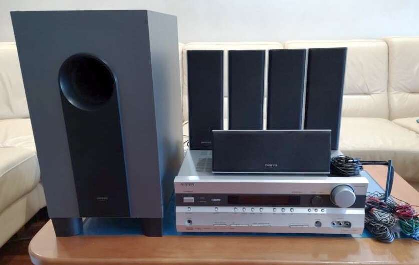 Home Theatre Onkyo HT-R508Sistema Dolby 5.1Comprensivo di 5 casse + Subwoofer