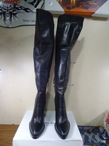 charles david shania boot