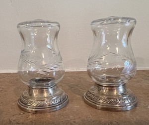 Quaker Hurricane Newport Sterling Weighted 703 Salt and Pepper Shakers || 2.25”