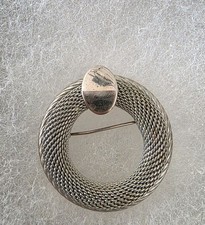 Vintage Mesh silver tone brooch Pin