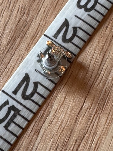 Penguin Stud Earrings J9 - Picture 2 of 3