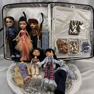 Bratz Doll Collection With Case And Multiple Accessories 2001 MGA Vintage