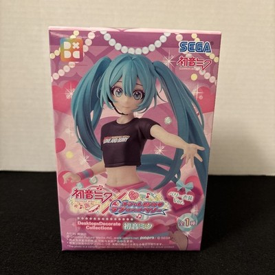 Hatsune Miku Desktop Figure Berry: Dress Up and Dance! 