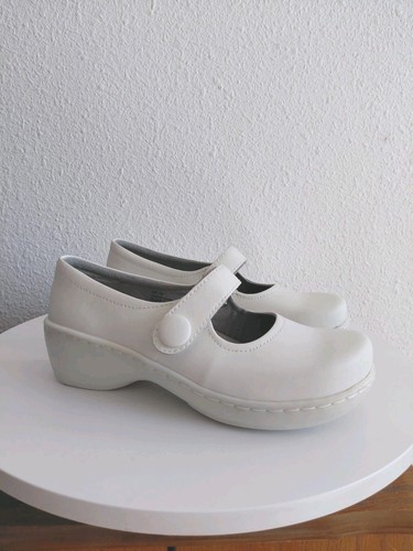 Klogs Ashley White Leather Healthcare Slip Resistant Mary Jane Clogs Size 7 - Picture 8 of 13