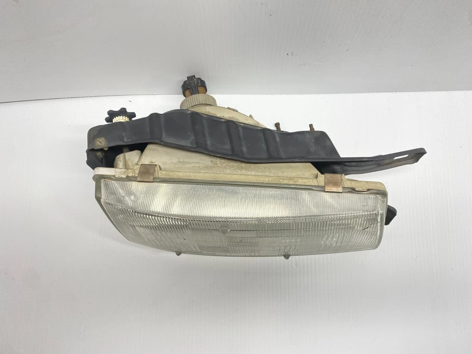 Faro lateral derecho mensajero Nissan Máxima 1989-1994 OEM, 114-58199R Foto 2 de 4