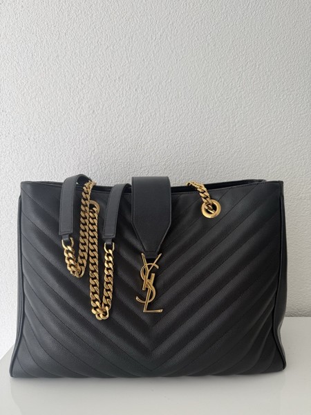 Yves Sait Laurent bag