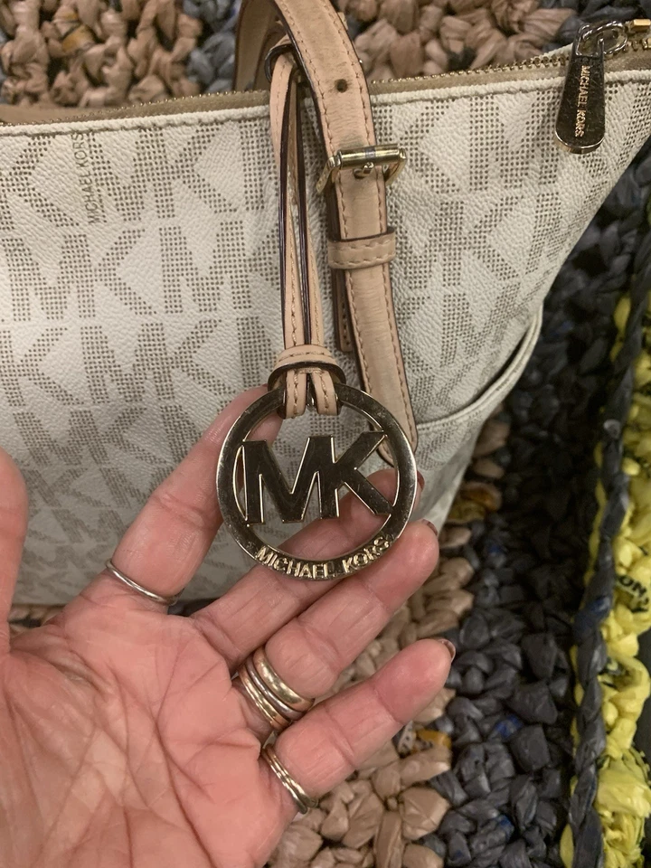 Michael Kors Charlotte Women's Top Zip Tote Bag Large 16x12x5 - Image 3 of 4