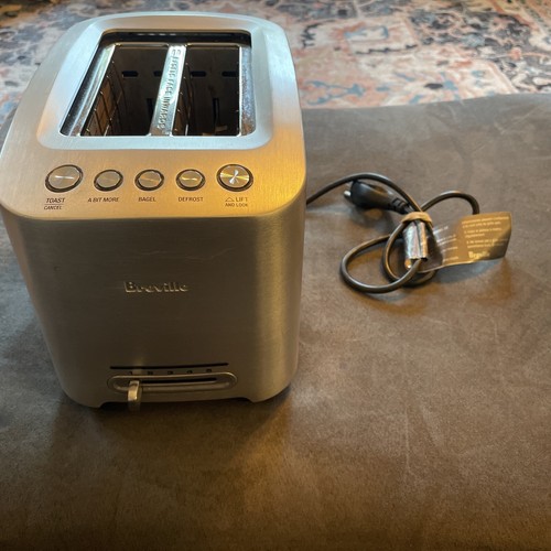 Breville Toaster BTA820XL 2Slice Bagel Smart Motorized Brushed Steel