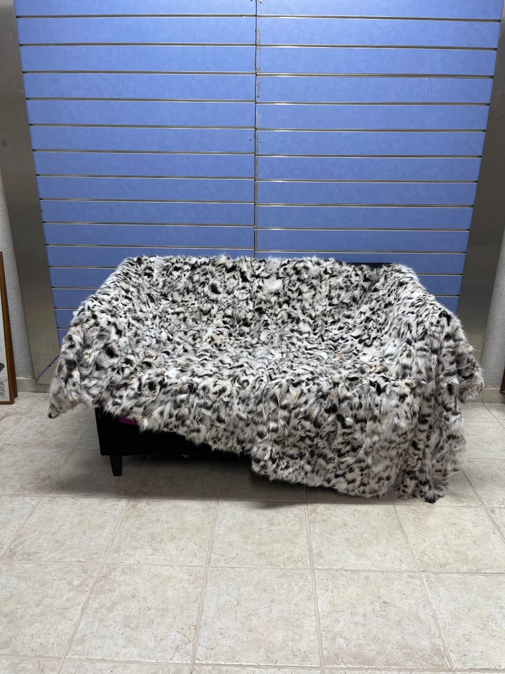 Luxury  Natural Lynx Fur Throw 100% Real Lynx Blanket Bedspread Real Fur - Image 4 of 4