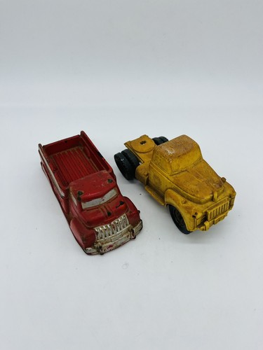 Vintage Auburn Lot Of 2 Vehicles Truck Fire Truck Model Toy Plastic - Picture 2 of 11