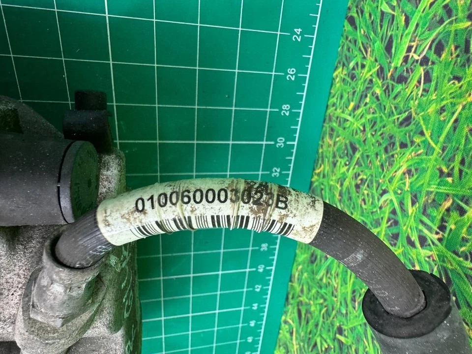 06-12 JUEGO PINZA FRENO DELANTERA DERECHA E IZQUIERDA MERCEDES X164 GL450 OEM A1644202383 Foto 4 de 4