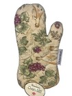 Quilted KitchenWorks Oven Mitt With Wine & Grapes Design