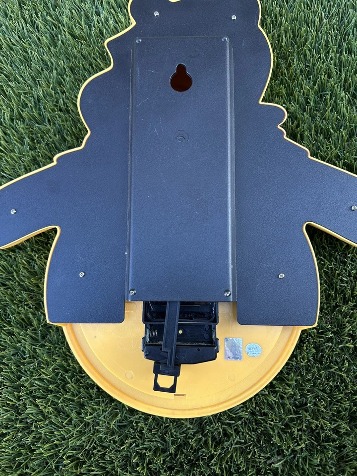 Disney 20" Winnie the Pooh Shape with Swing Legs Wall Clock Missing Legs - Image 3 of 3