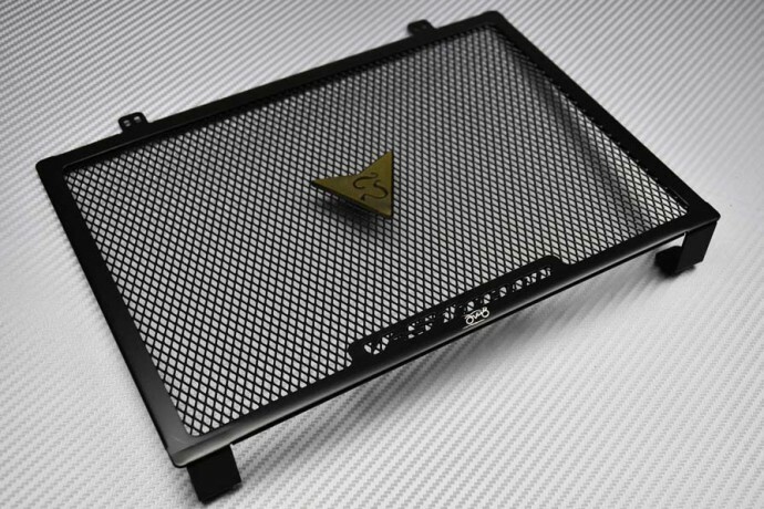 Cache radiateur eau V-Strom 650 anti-gravillons pour préserver le refroidissement moto
