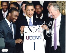 Jim Calhoun signed 8x10 Photo Coach Uconn Huskies Basketball JSA Authentication
