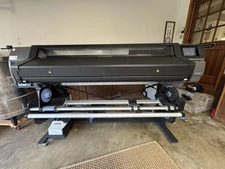 HP 560  Wide Format Latex Printer