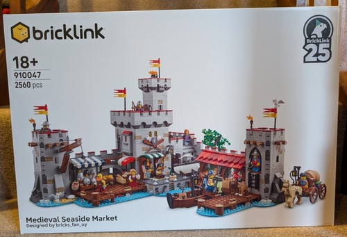 NICHT MEHR IM VERKAUF - LEGO Bricklink Designer-Programm: Mittelalterlicher Markt am Meer (910047)