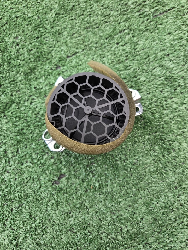 09 10 11 12 13 14 15 16 17 JEEP PATRIOT COMPASS RIGHT CENTER AIR VENT OEM AC - Image 4 of 4