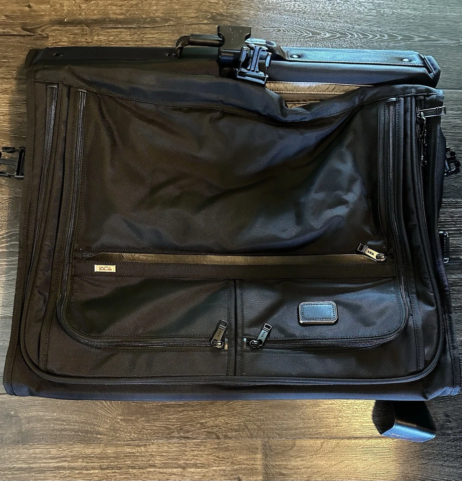 Tumi 22” Garment Carry On Travel Bag Alpha Classic NWOT Ballistic Nylon Luggage - Image 3 of 4