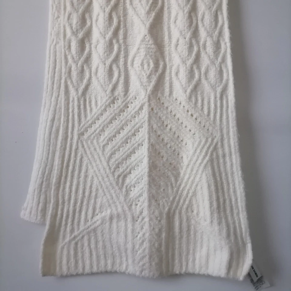 Abercrombie & Fitch Mujer Blanco Cable Tejido Cuello Calentador Rectángulo Bufanda Foto 3 de 4