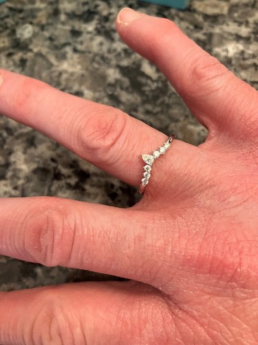 14K White Gold Diamond Tiara Chevron Nesting Band Size 6.5
