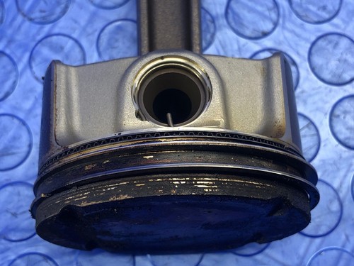 2017-2023 PORSCHE CAYMAN OEM 2.0L ENGINE PISTON W/CONNECTING ROD - Picture 9 of 14