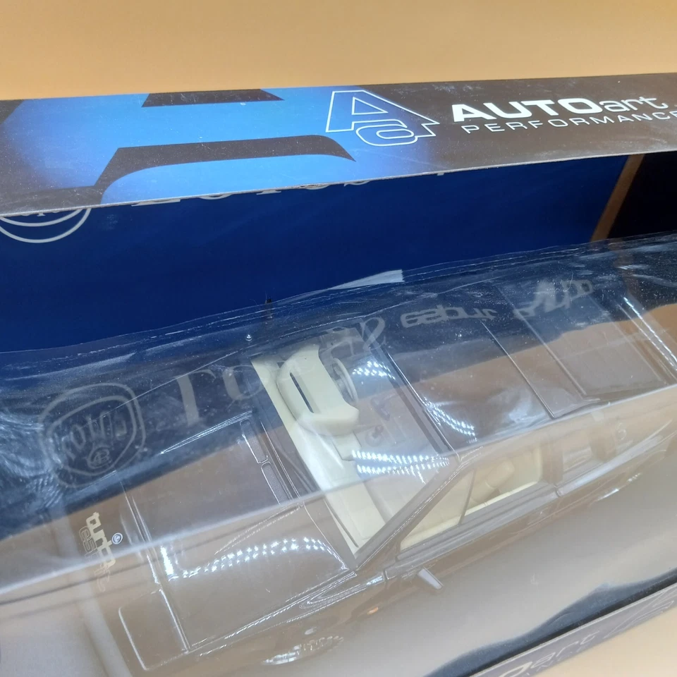 1:18 AutoArt Performance Lotus Esprit Turbo BLACK  - Image 3 of 4