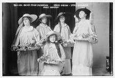Pauline Bacon Helen Alexander Irene Gibson Sybil Appleton Mary Cam Old Photo
