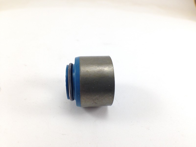 FKM Valve Seals 11/32" X .530" "THIN WALL" SBC BBC SBF Set of 16