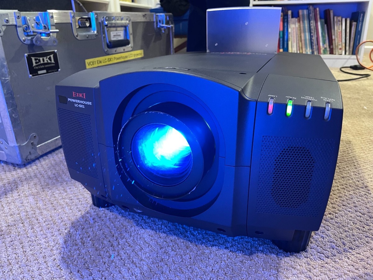 EIKI エイキ PROJECTOR 本体 リール付き Eiki LC-X1 Powerhouse One Multimedia Projector Japan