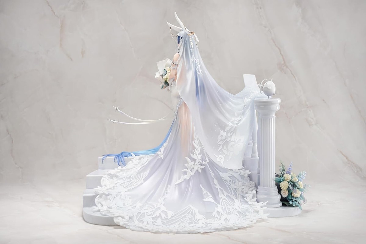 APEX AZUR LANE NEW JERSEY SNOW-WHITE CEREMONY Ver. 1/7 PVC Figure