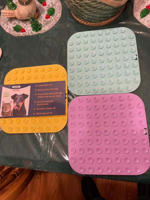 Luokito Non Slip Lick Matts for Dogs or Cats-set of 3