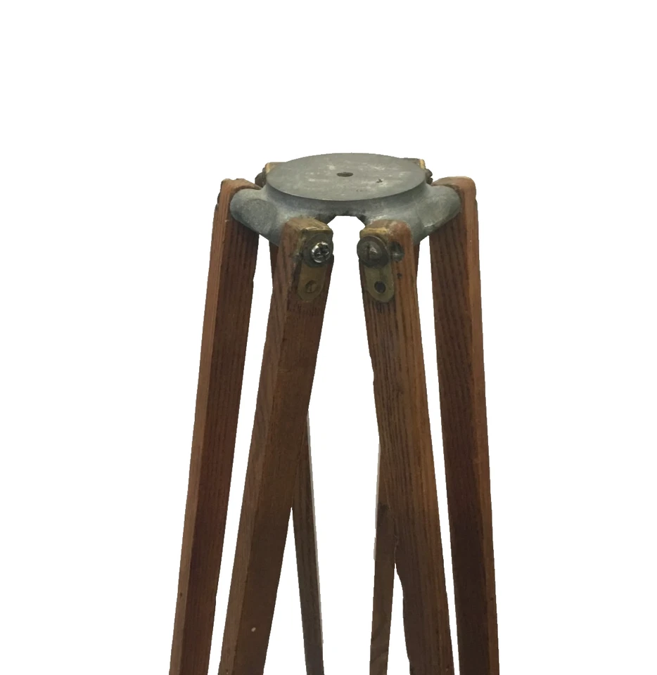 Antique/Vintage Early 19th Century Sturdy Tripod Wooden/Brass Fittings - Image 4 of 4