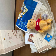 Steiff Winnie the Pooh 676598 Limited 500 Disney Convention 2005 No.00066