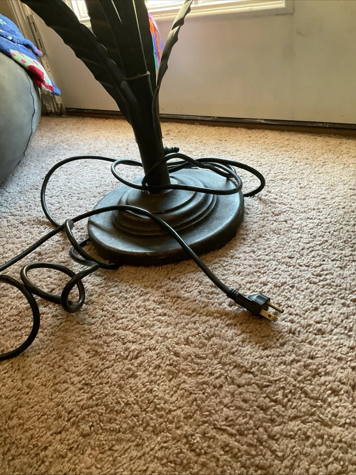 老式户外花卉灯 — 第 3/4 张图片