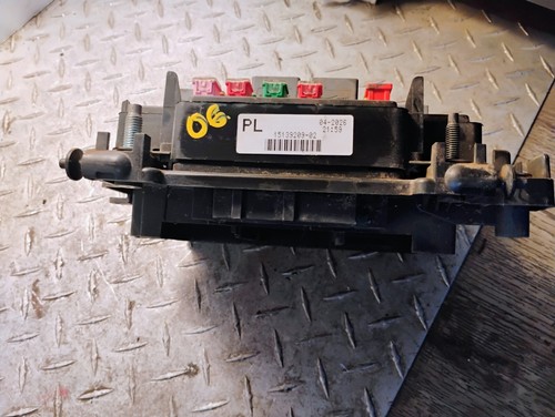 2006 Silverado 6.0 Motor Engine Electronic Fuse Relay Power Distribution Box OE - Picture 3 of 8