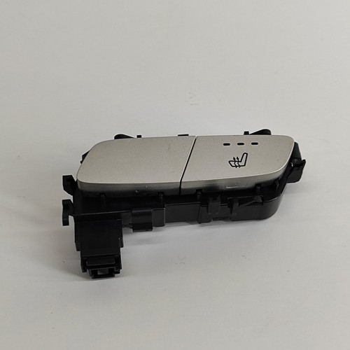 MERCEDES-BENZ C Coupe C205 Sitzheizungsschalter vorne rechts A2139057502 2016