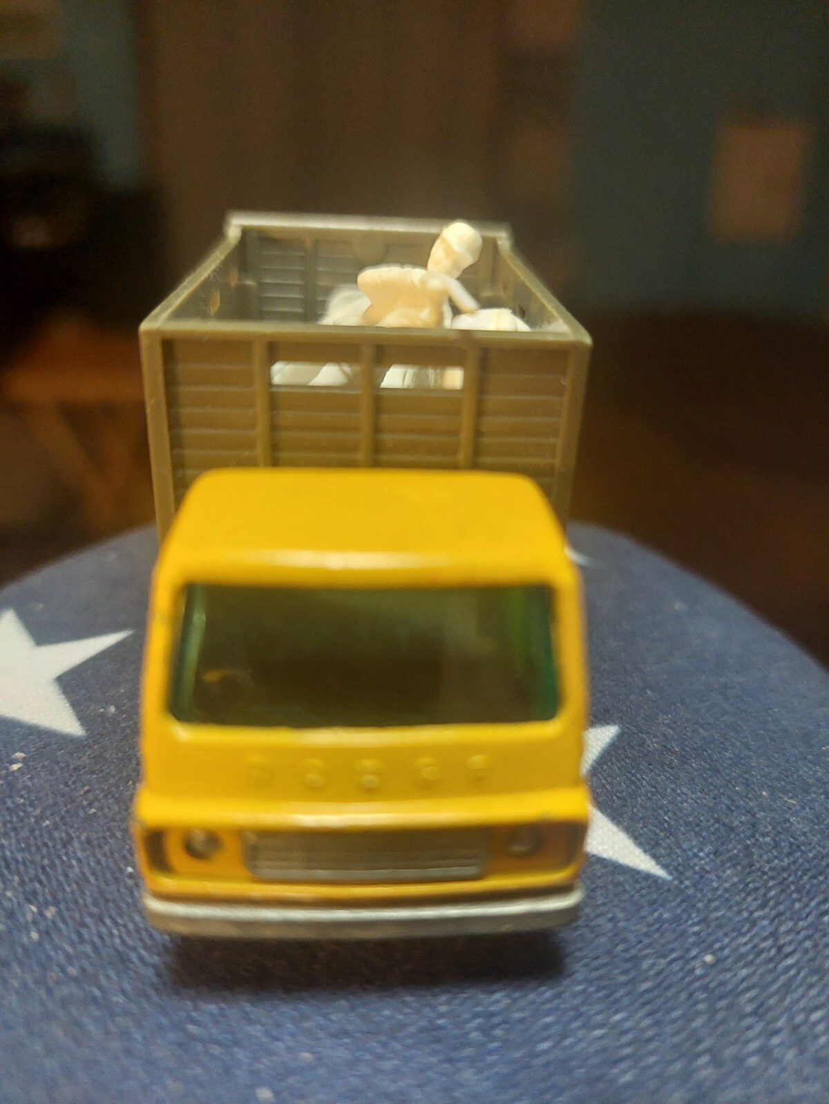 Picture 3 of 6